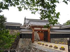 Matsumoto Castle outer gate